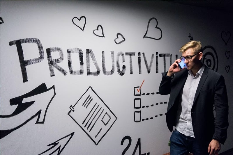 The Pros and Cons of a 4-Day Workweek